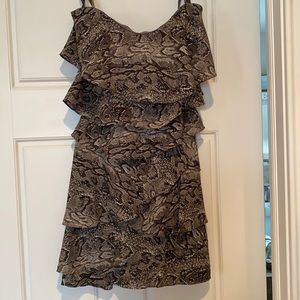 Beautiful BCBG strapless dress Size 4